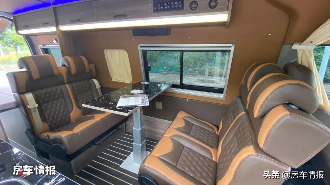 公认最好的三款房车10万元内,东风御风房车c型房车