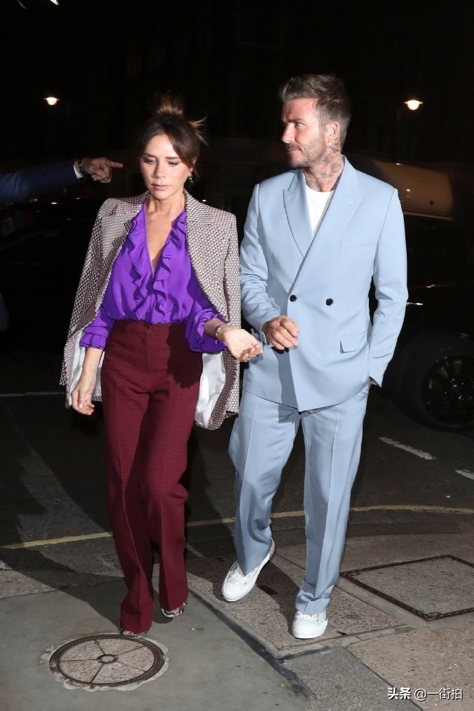 贝克汉姆晒与贝嫂红毯秀,贝克汉姆全家出街颜值爆棚