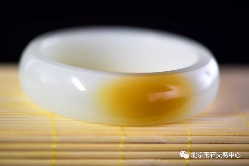 手镯买太小了用什么方法好戴,手镯太大怎么防止掉