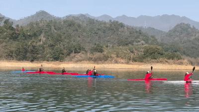皮划艇划船机正确姿势,皮划艇划船机训练视频