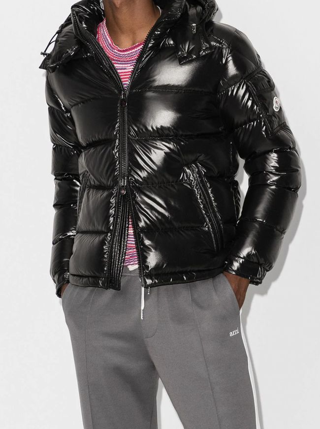 别再穿烂大街的小白鞋了,别再穿烂大街的秋裤