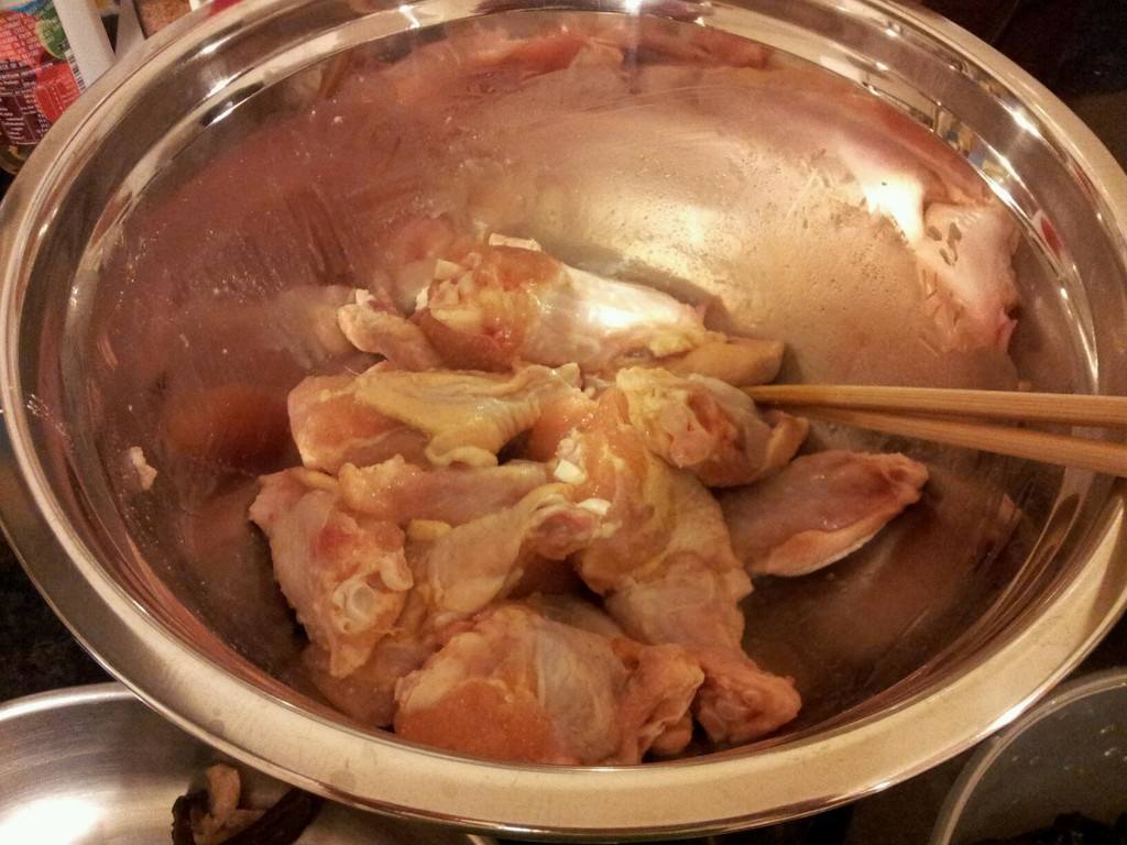 新鲜鸡肉如何保存时间长,鸡肉怎样保存放冰箱放得更久