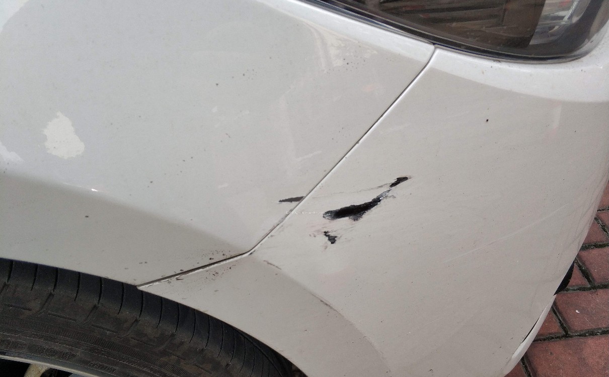 新车发生剐蹭的几率,新车发生剐蹭在哪修比较好