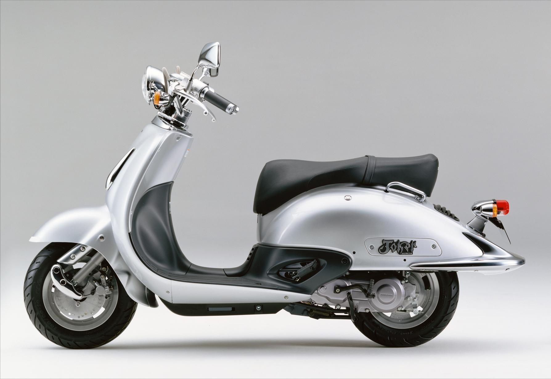 经典情怀本田踏板车,本田海外经典跨界踏板车