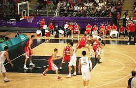 易建联（16年），顶天立地