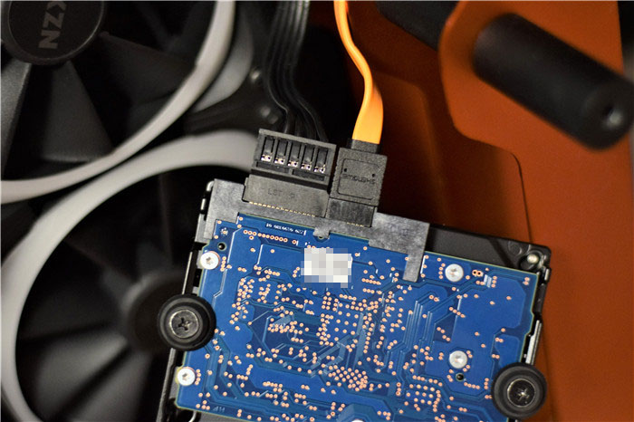 东芝机械硬盘p300和acs200,东芝p300机械硬盘1t是几个磁头