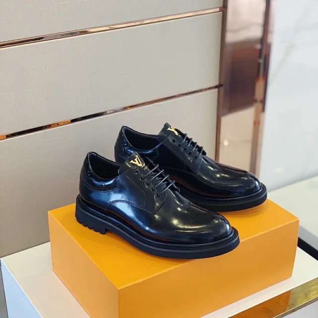 暖哭！中国无私赠给意大利一百倍口罩，LV皮鞋调价至740,只售中方