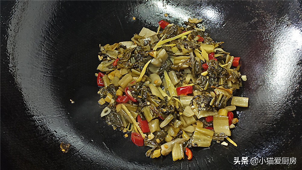 老妈做的酸萝卜嘎嘣脆我的最爱,酸菜滑肉正宗四川味道制作方法