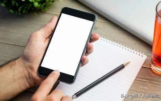 习惯性手部小动作,长期一个动作手麻了怎么快速恢复