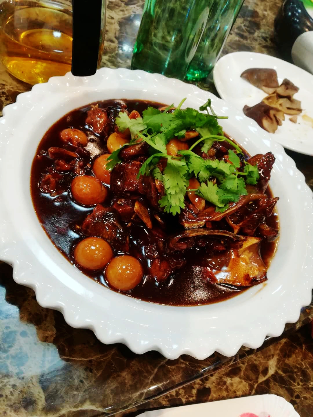 朋友生日请吃饭还得大家平摊买单,朋友生日请吃宴席