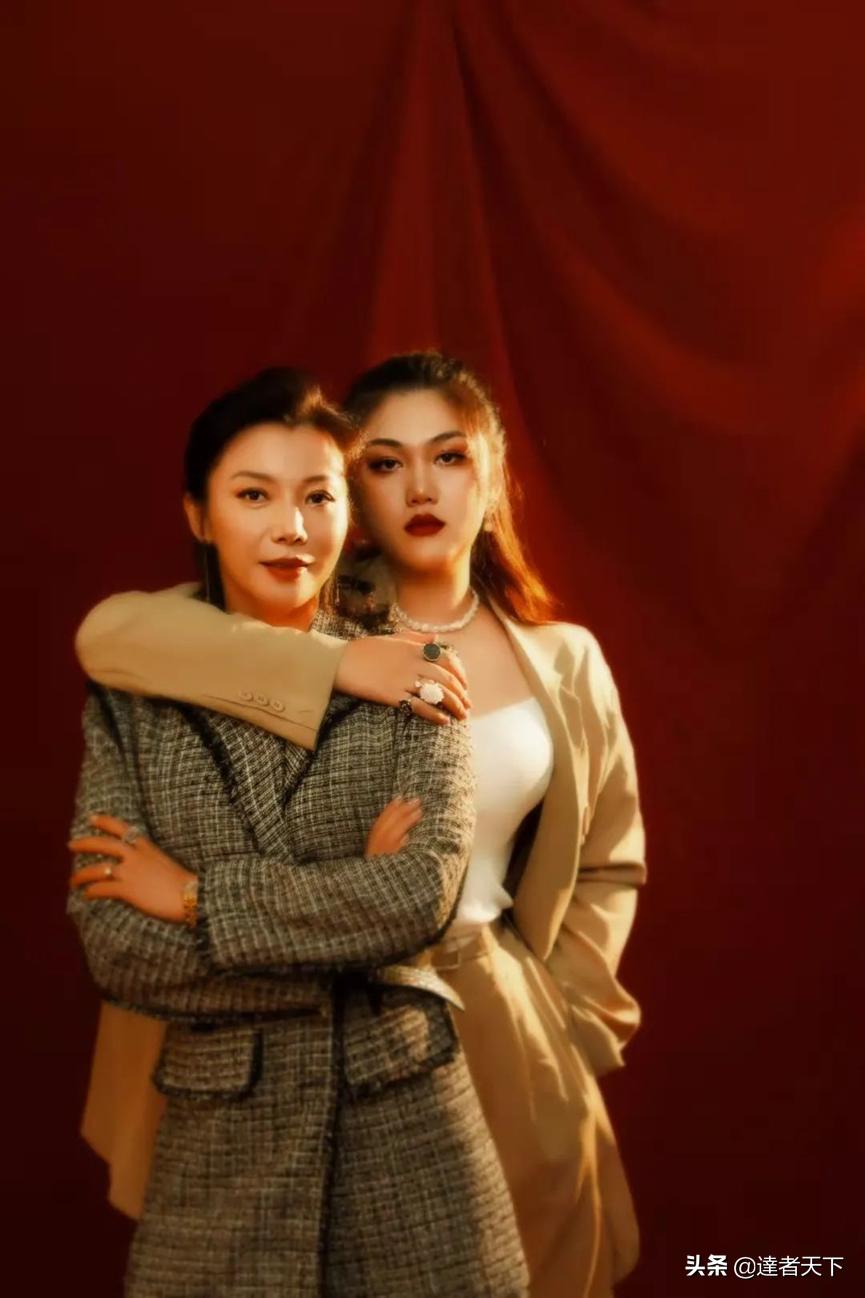 一起来听听00后音乐女孩儿凡清对妈妈的深情告白