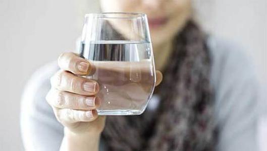 腰部隐隐作痛是怎么了,腰部隐隐作痛怎么缓解