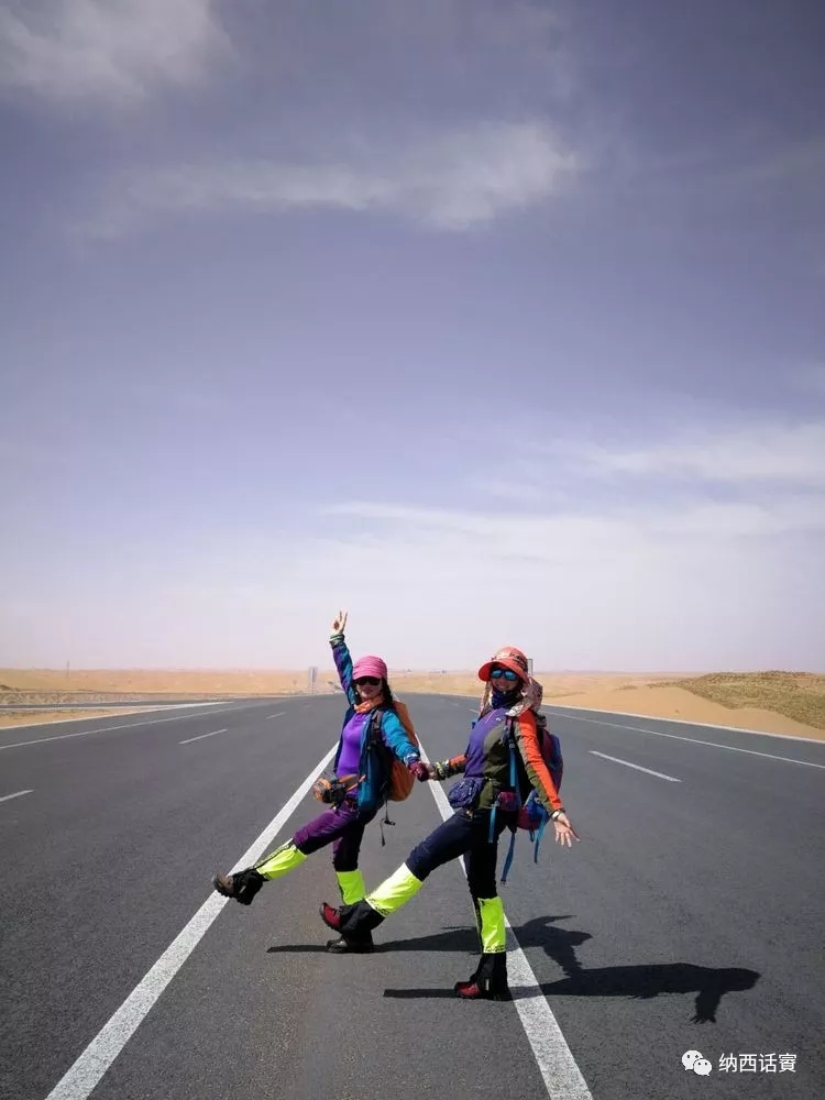 叶紫被雷劈穿越到异界,关于叶紫的穿越小说