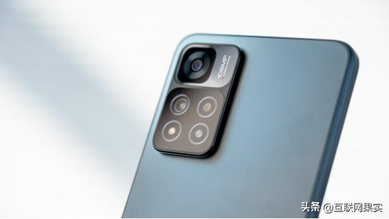 不建议买苹果手机的国产机,不考虑拍照性价比高的苹果手机