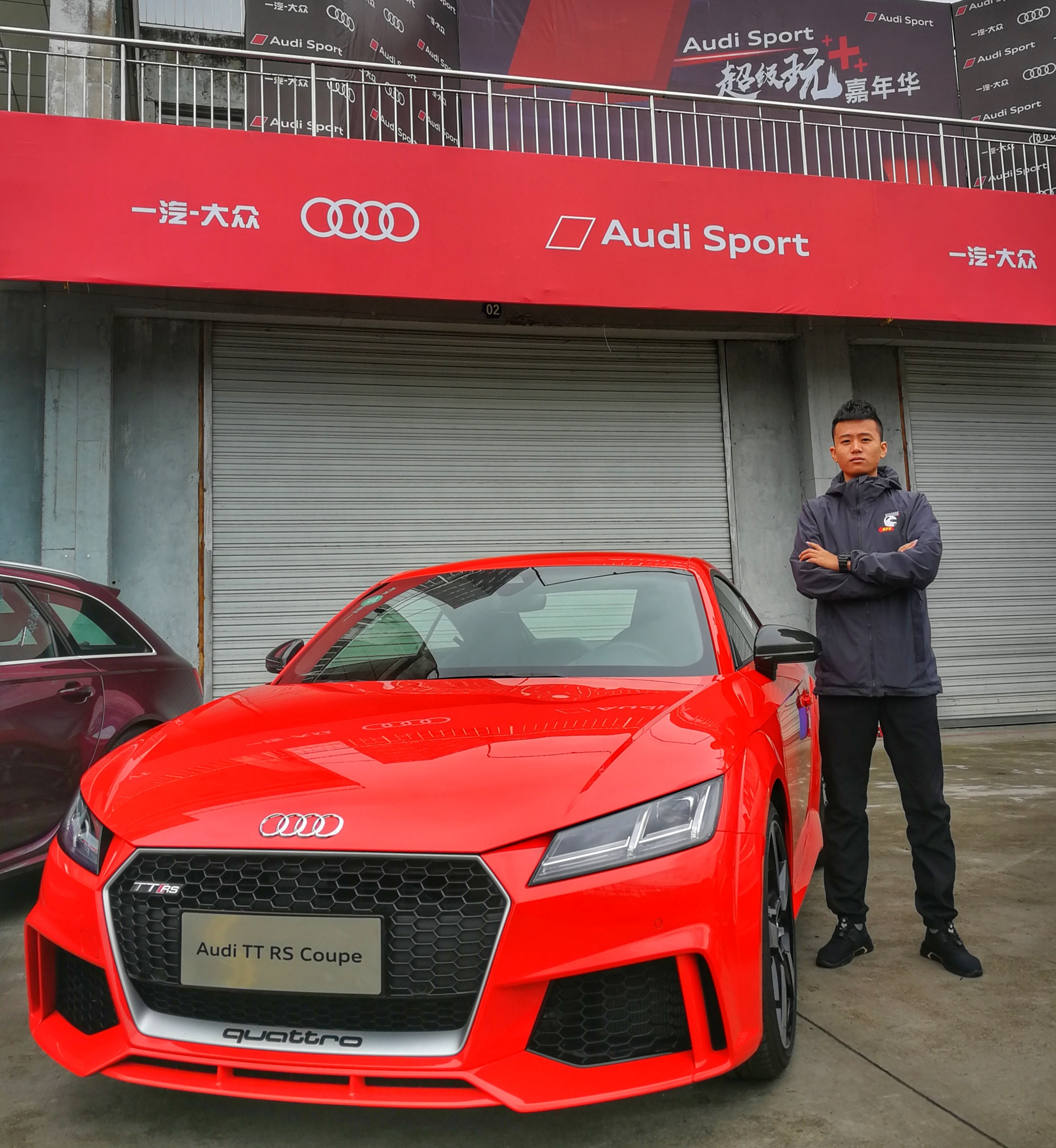 试驾教练赛道试驾,专业试乘试驾教练介绍