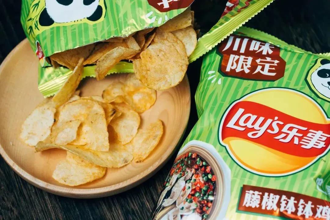 乐事薯片77g,12块7的乐事薯片