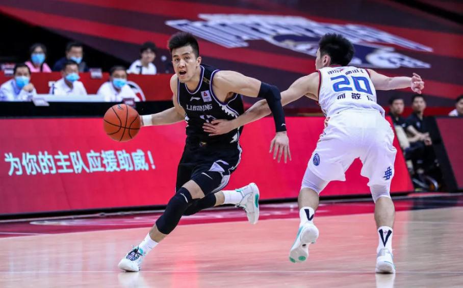 老叔回到辽宁主场,老叔一路走好的视频