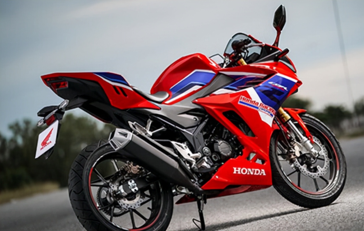 泰国的本田cbr250rr,本田cbf150r摩托车还在造吗