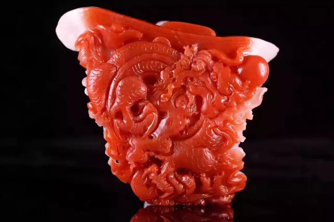 男人戴南红是不是娘,男生戴南红图文