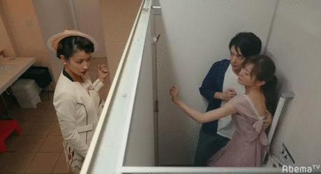 岛国*理大伦**剧，富婆强行*养包**椿哥