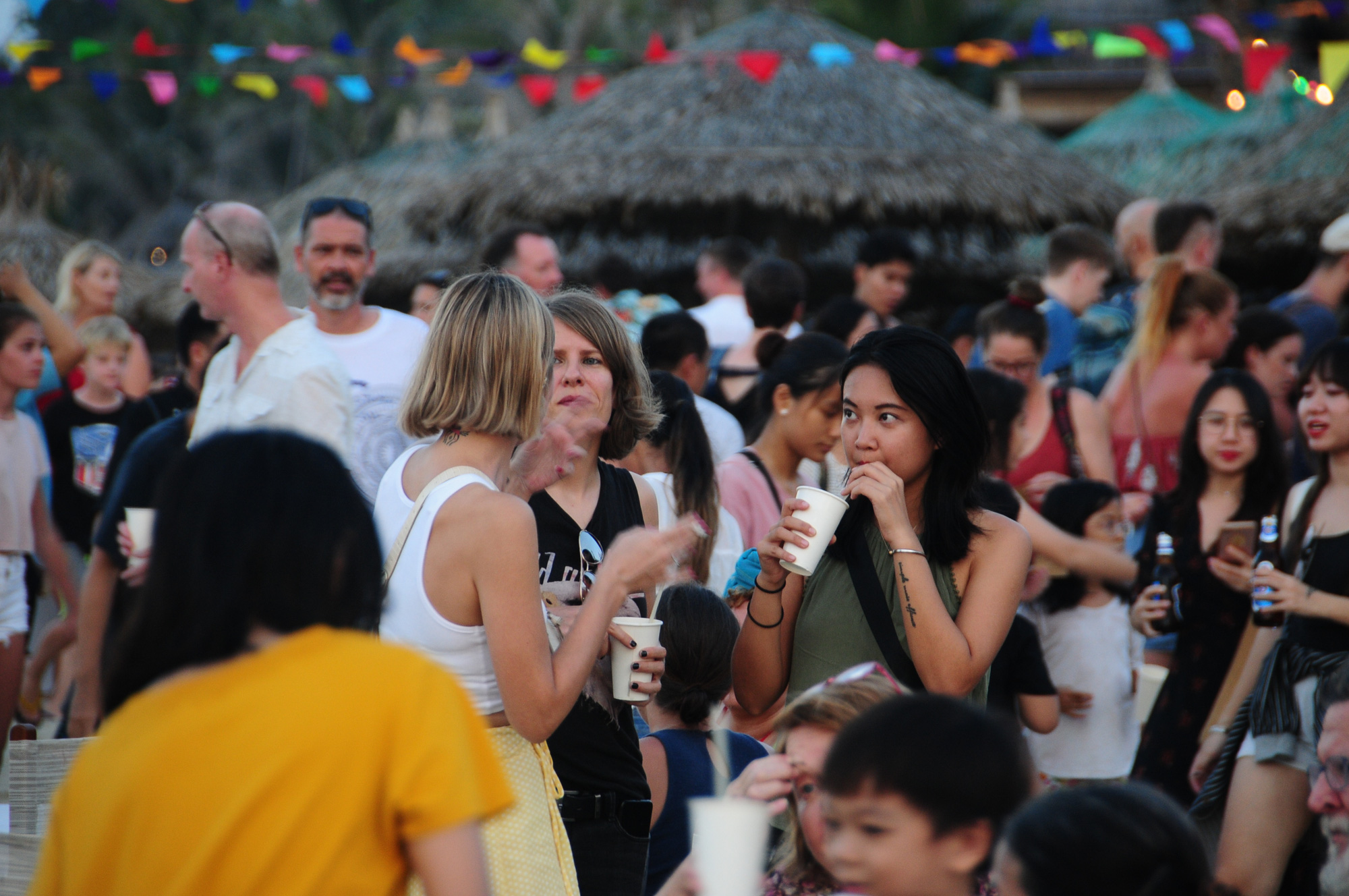 去越南旅游要买什么吃的,去越南旅游越南有什么美食呢