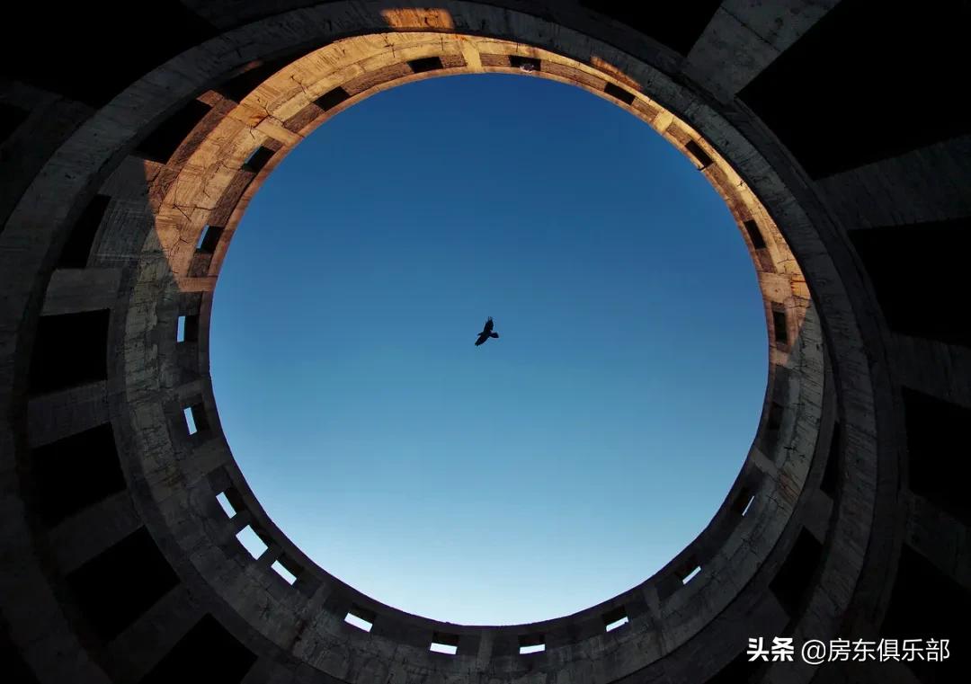 你想抄产权26年公寓的底，它其实想抄你的家