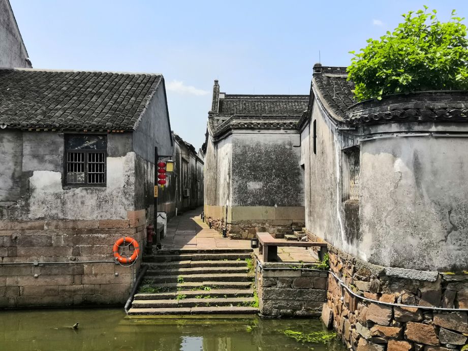 中国历史文化名镇,鸣鹤古镇历史名人