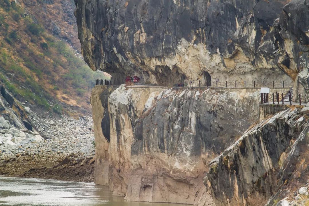 国内100条徒步路线,一生必去的10条徒步线