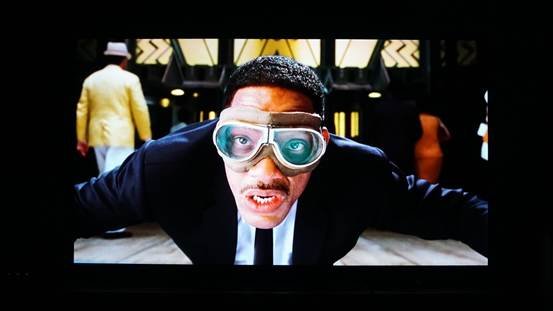 液晶电视和oled电视的对比优缺点,液晶电视和oled电视有什么区别