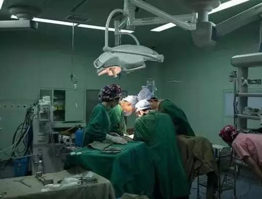 农村诊所排队治腿痛打什么针,专门治腰疼的诊所