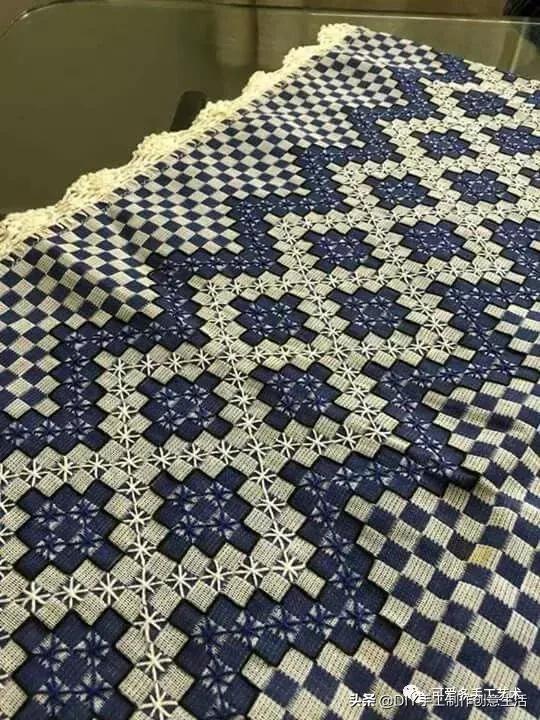 桌布花边的手工刺绣,刺绣桌布diy简单图案