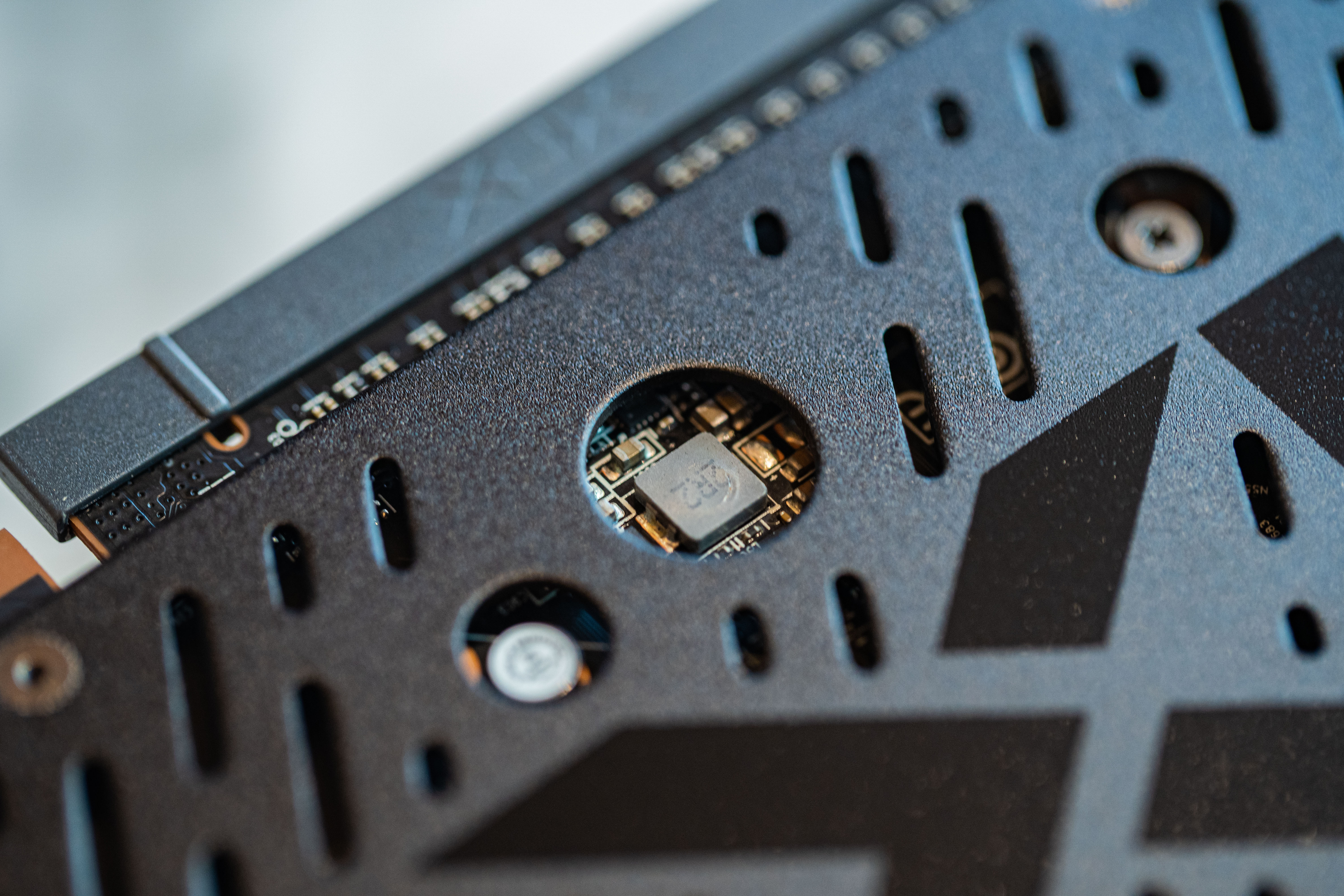 讯景xfxrx5908g黑狼版,xfx讯景rx5708g黑狼版