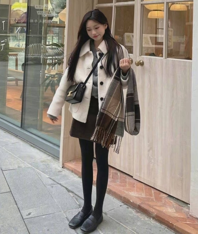 韩国冬季露腿穿搭,ins韩国冬季露腿穿搭