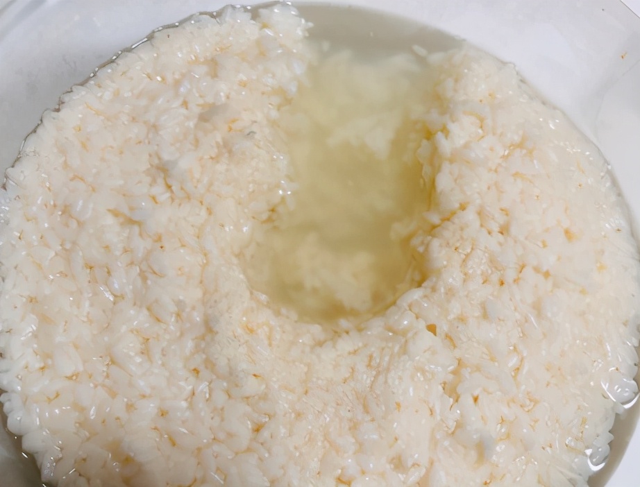 自制米酒应该蒸多长时间,自制甜米酒泡多长时间最合适