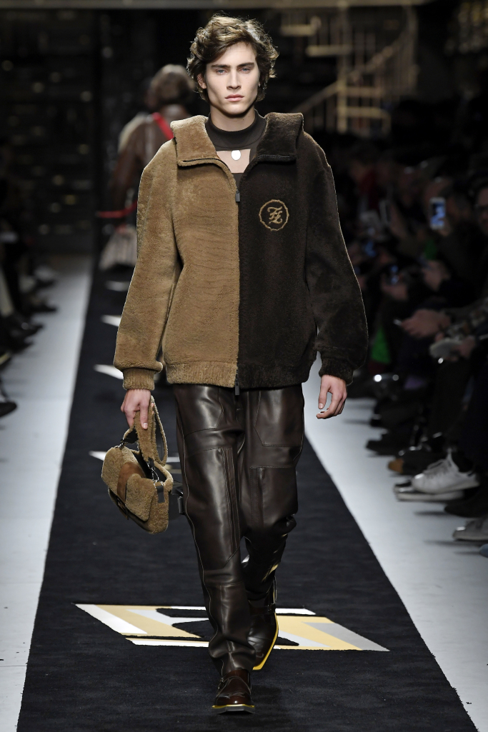 米兰时装周fendi2022春夏系列,米兰时装周2019秋冬fendi价钱