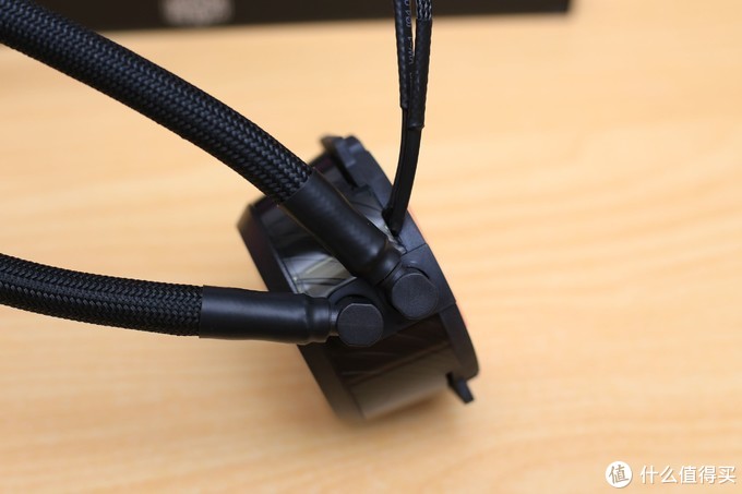 酷冷冰神240水冷安装,酷冷至尊240水冷amd4装机教程