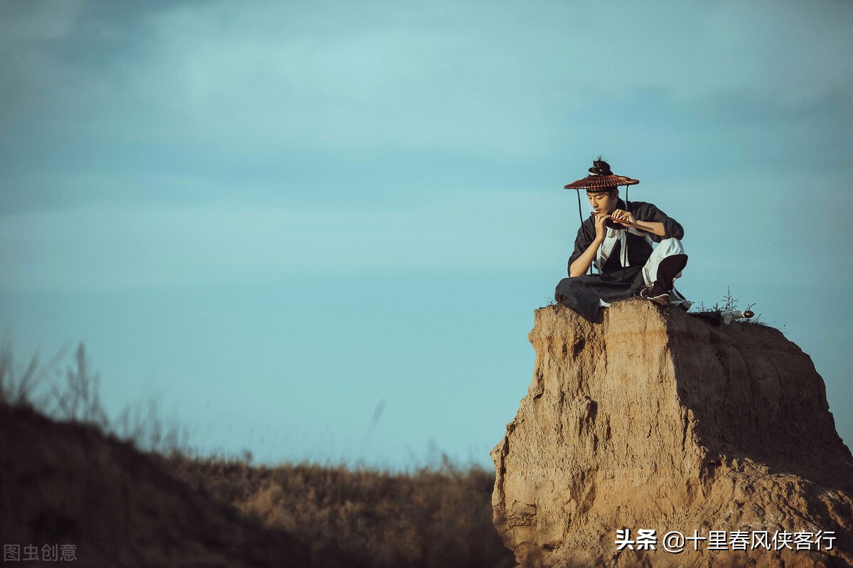 无门无派，行侠仗义，谱写武林神话，青衫客李文扬到底有多厉害？