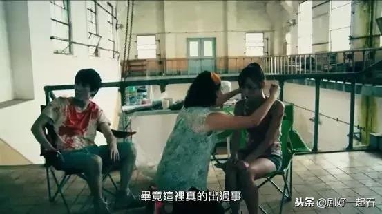 拍丧尸片演员被吓到,拍丧尸片时遇到真正丧尸袭击