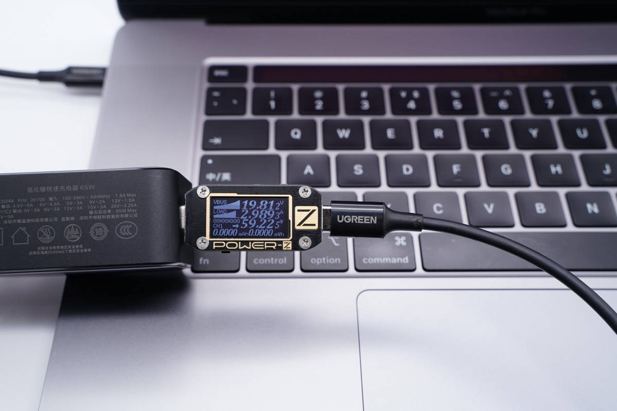 65w多口氮化镓充电器测评,绿联氮化镓45瓦充电器评测