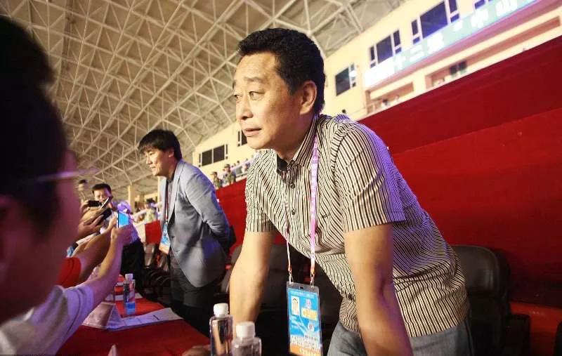 北京车牌a00001法拉利是什么型号,中国第一辆法拉利车牌号值多少钱