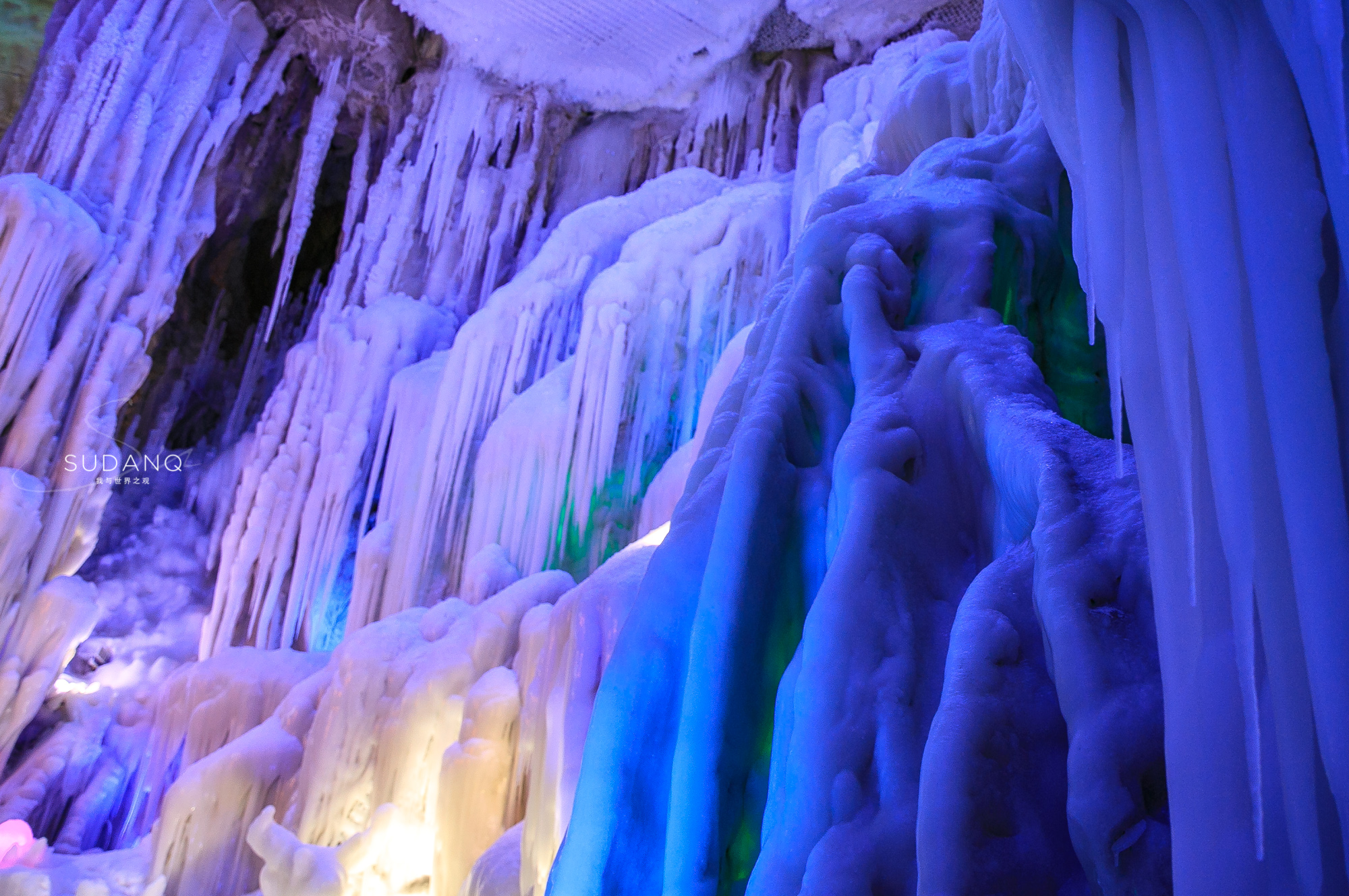广西哪个山洞最好玩最有名,广西深山最美山洞