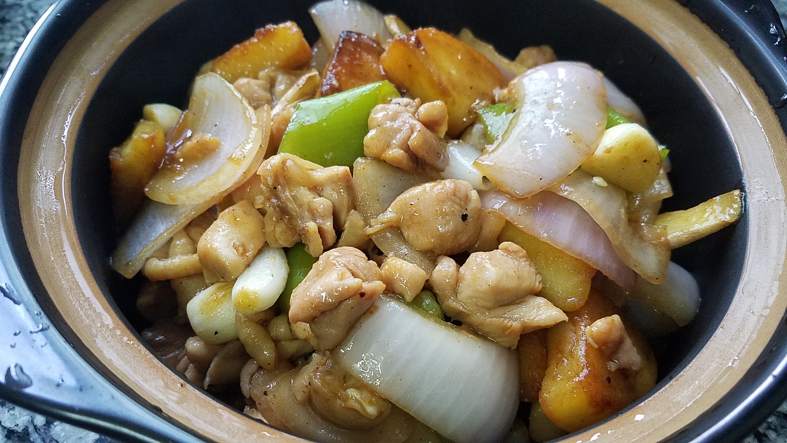 鸡腿炒洋葱的做法简单又好吃,鸡腿洋葱土豆的做法大全家常