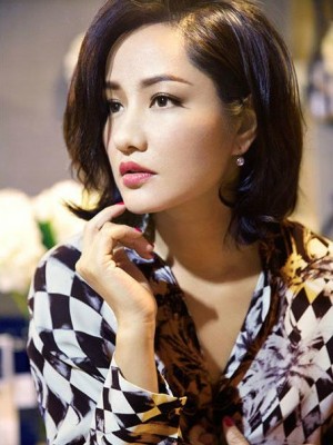 深扒*疆新**三宝情史，从影后到天后，从港圈到京圈，精彩曲折无止境