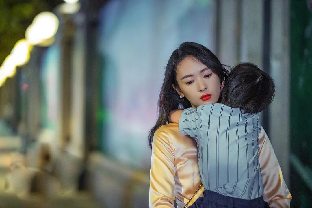 你能敢做全职太太吗,女人当全职太太好吗