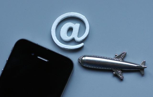 手机飞行模式的真正用处,千万别小看手机中的飞行模式功能