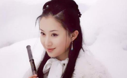 女星古装剧中吹笛子，阿娇唐嫣刘诗诗杨恭如舒畅古力娜扎谁最美？