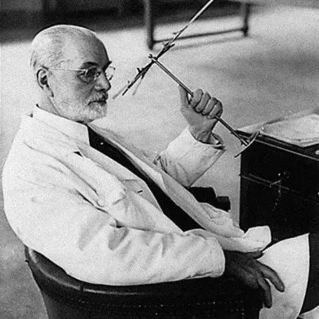 娇兰香水是香水界的扛把子吗,娇兰香水为什么最好用了