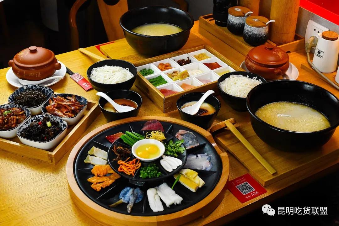 昆明老街附近哪家过桥米线好吃,昆明过桥米线百年老店哪家最正宗