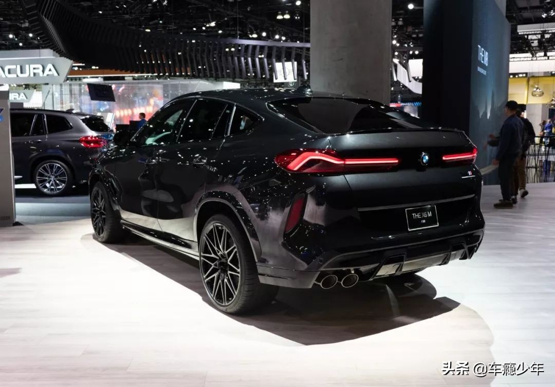 奥迪rsq8和宝马x6加速测试,奥迪rsq8和宝马x6m奔驰gleamg比赛