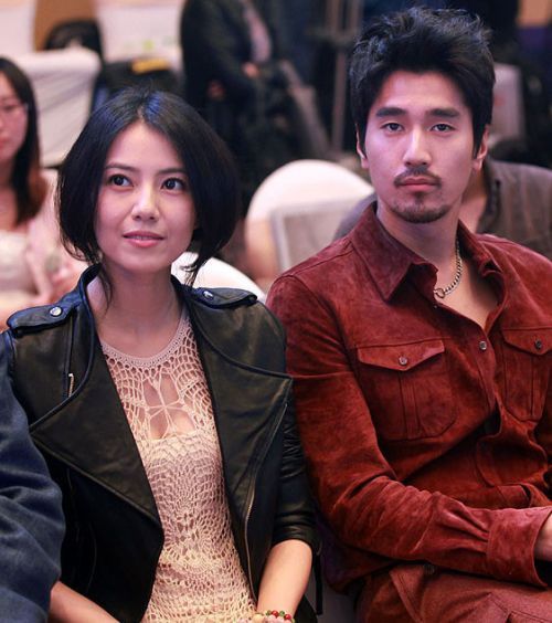 如果你的老婆被这样对待你能忍吗,如果你的老婆对你很不好